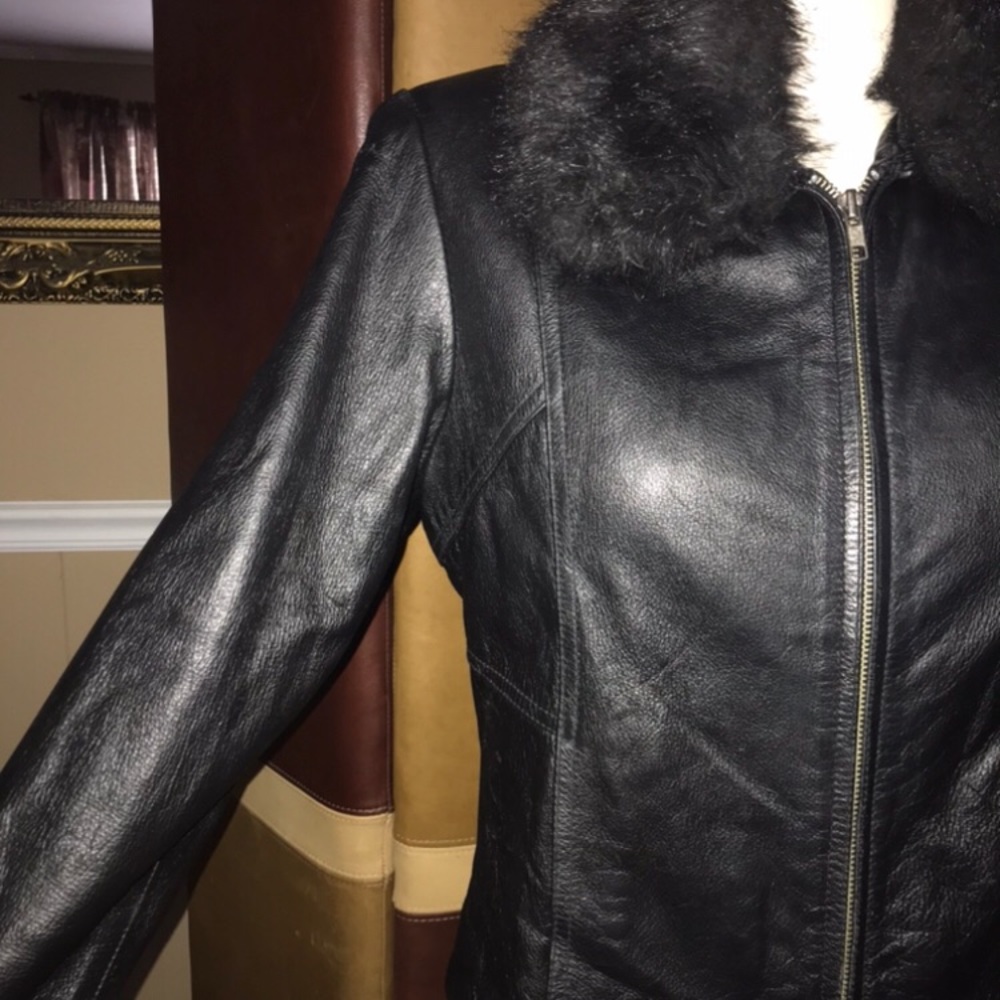 Leather Limited black women’s jacket - Picture 2 of 6